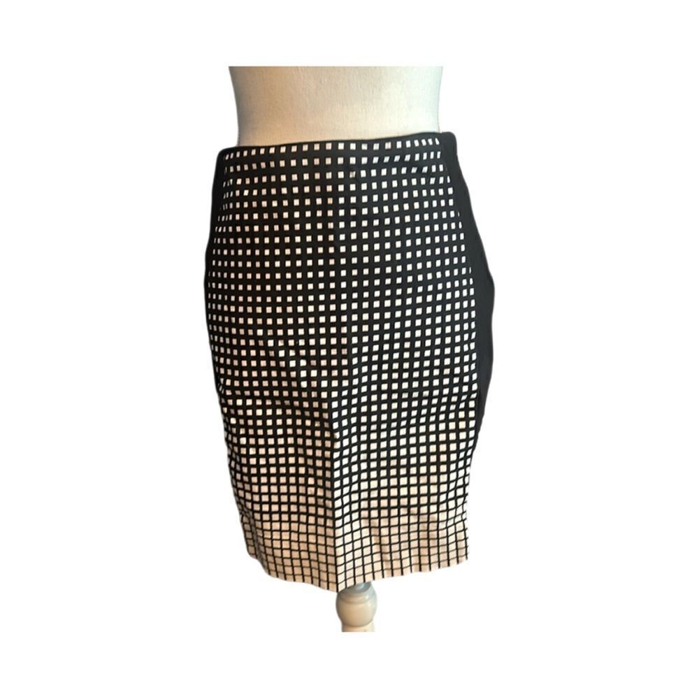 White‎ House black market pencil skirt